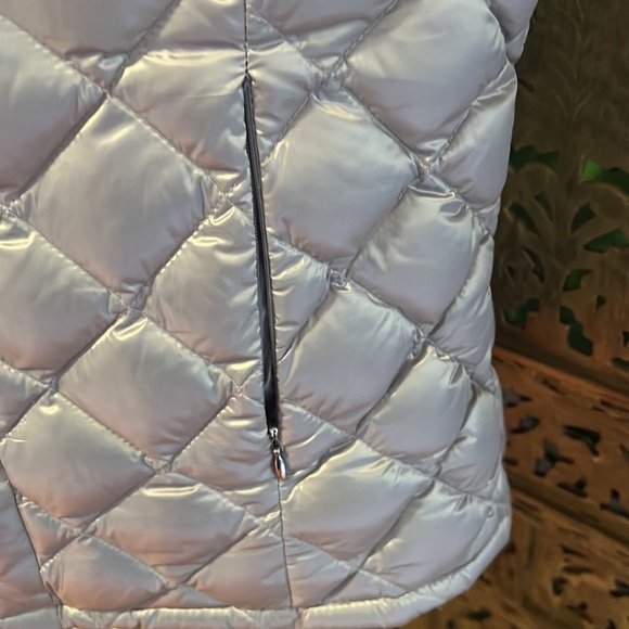 Calvin Klein vest gently use size large - Picture 2 of 6